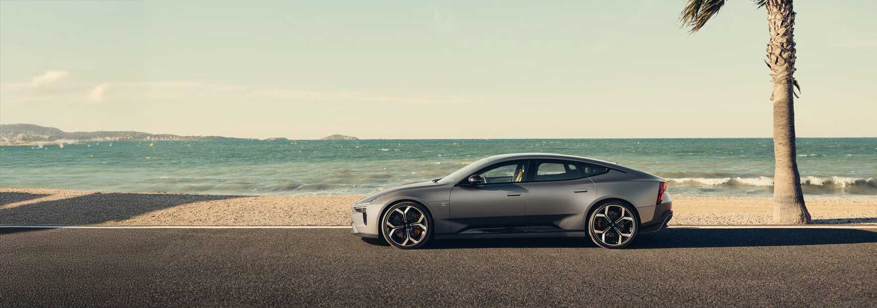 Polestar 5 lifestyle image next to beach